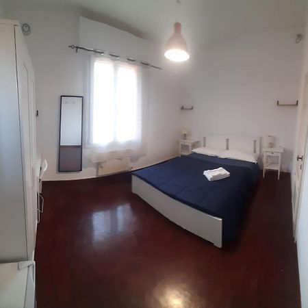 Center Rooms Bartolini Bolonia Exterior foto